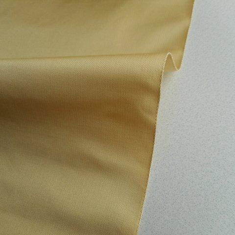 帯裏無地　ベージュ　絹１００％　長さ　６６cm
