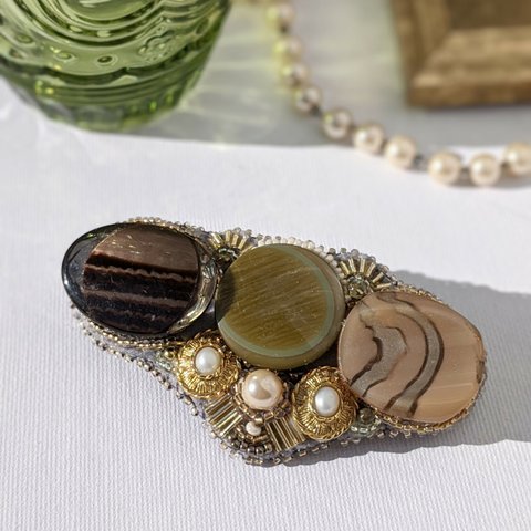 olive ビーズ刺繍バレッタ