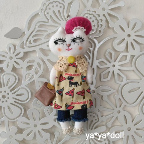 猫人形　バッグチャーム　ピンクベレー帽　ya*ya*doll アクセサリー雑貨　猫雑貨