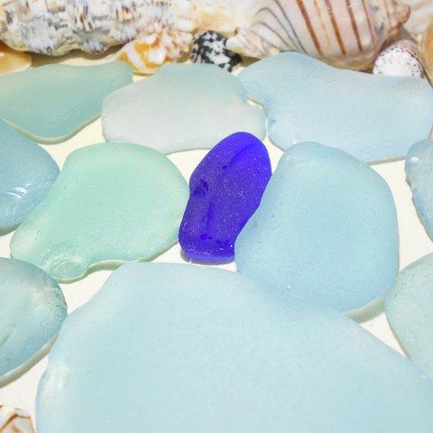 海辺の輝き　淡いブルー系色中型・大型サイズ超大盛カケラクラス（シーグラス）