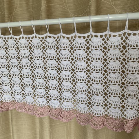手編みカフェカーテン