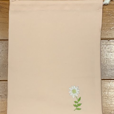 手刺繍入りポーチ♬