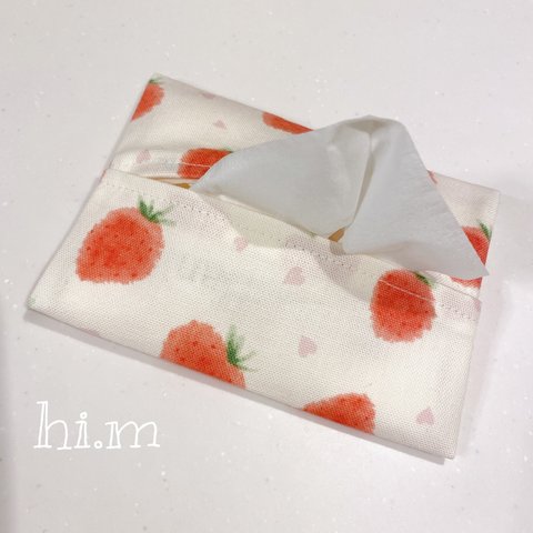 ストロベリー🍓ポケットティッシュケース