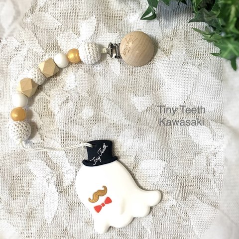 TinyTeeth お出かけに便利な おもちゃホルダー おしゃぶりホルダー   歯固め    ハロウィン　おばけ