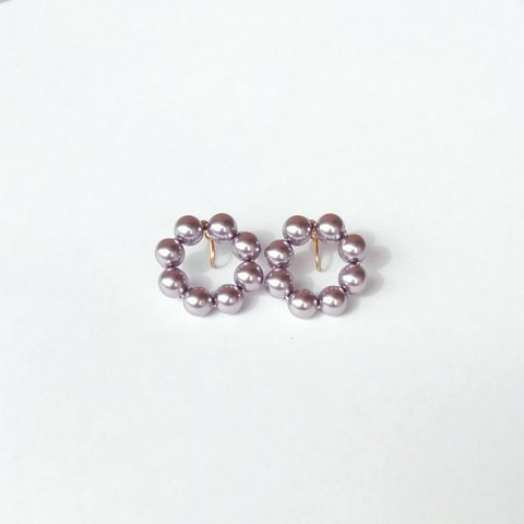 swarovski pearl × MAUVE × : big circleノンホールピアス(イヤリング)