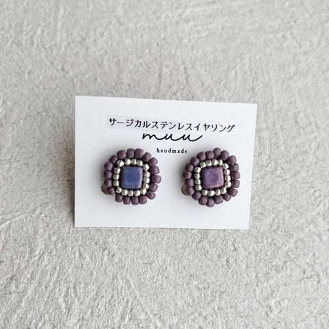 チェコビーズのビーズ刺繍Mピアス／イヤリング