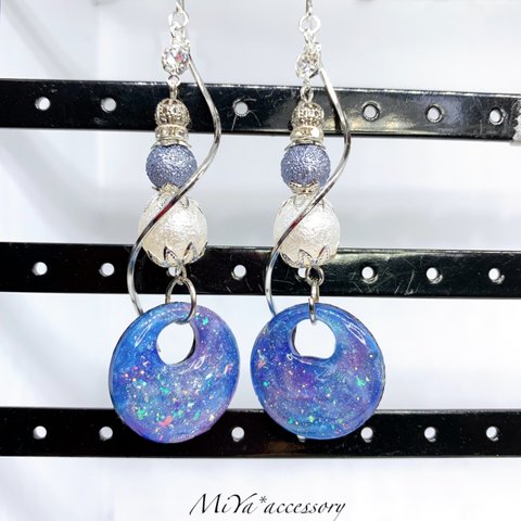 SALE꙳★*ﾟ海 深海 ブルー ホロ ピアス イヤリング