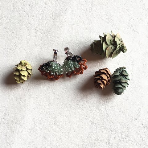 🔳　earring wave -bloom-〈 green✖️brown〉🔳