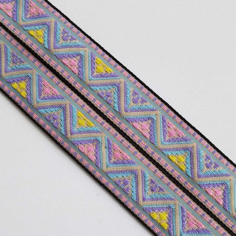 チロリアンテープ　刺繍　エスニック　ネイティブ