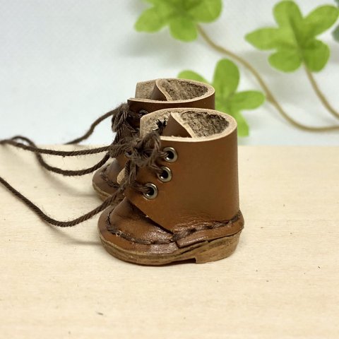 革細工  長丸ブーツ　一足　miniature boots.