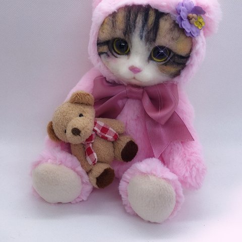 くまの着ぐるみ🧸　オーダーメイド🐱❤️　ぬいぐるみ　羊毛フェルト　テディキャット　cat  