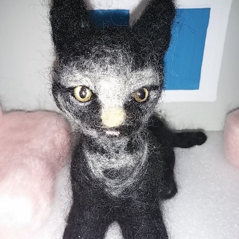 羊毛フェルト！　アジアンティストな黒猫！
