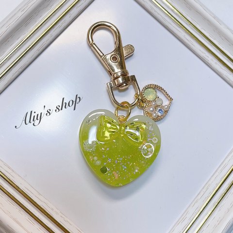 ハートレジンキーホルダー 黄色💛ハンドメイド レジンアクセサリー