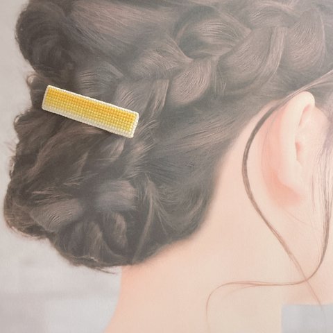 【お値下げ✨】イエローのヘアクリップ