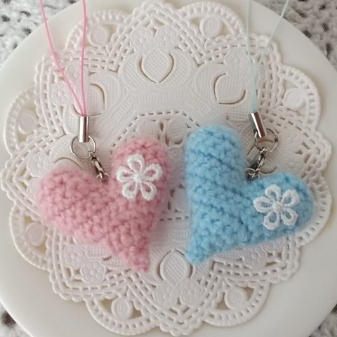 ぷっくり 可愛い❤️ハート編みぐるみストラップ ピンク&水色 ２点セット！