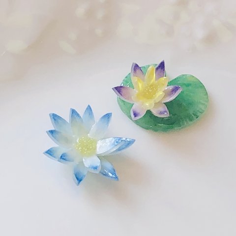 睡蓮 スイレン 大きめ ピアス/イヤリング ＊アレルギー対応有り 蓮の花 ハスの花＊