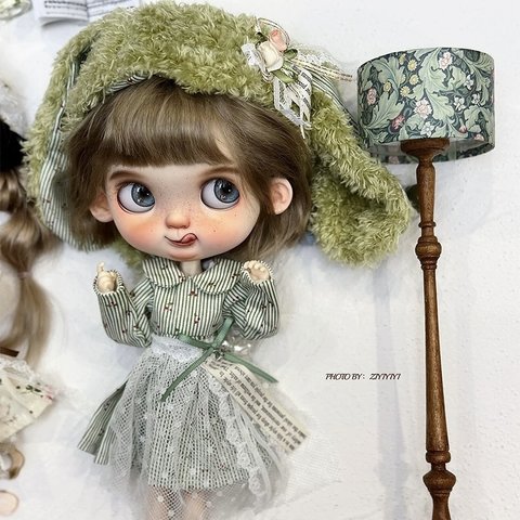 ブライス blythe服 スズラン 花柄洋服 緑 さくらんぼ柄 うさ耳付き帽 ブライスアウトフィット