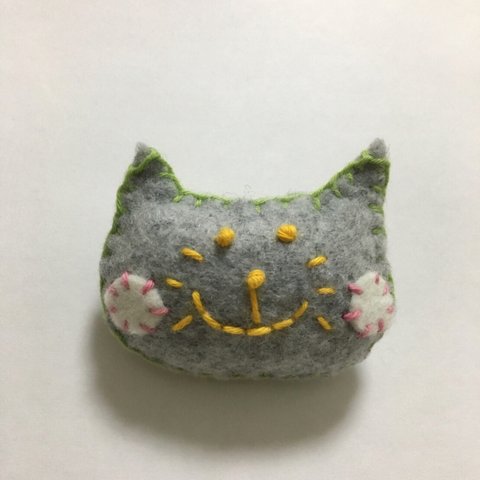 ねこちゃんぶろーち(ぐれー)