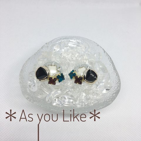 レトロボタンピアス/イヤリング