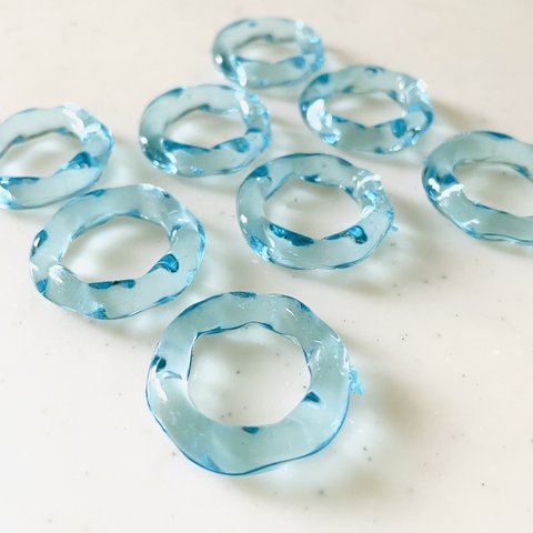 Clear Light Blue 28mm Distorted Circle Parts