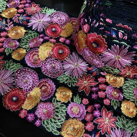 インド刺繍リボン 花 シルク100% 着物帯 花火 髪飾り 成人式 和風 和柄 浴衣 半襟 リメイク パーティーバッグ