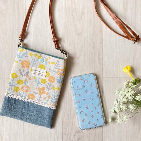 お散歩　スマホ ポシェット　ポシェット　布　花柄　ほっこり　かわいい　春　北欧　アウトドア お散歩　お迎えに　お買い物　お出かけ　旅行　スマホポーチ　大人　子ども 　デイサービス