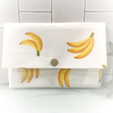 バナナ柄☆2ポケットペタンコポーチ
