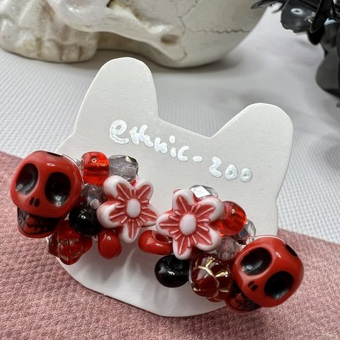 skull ピアス（赤）