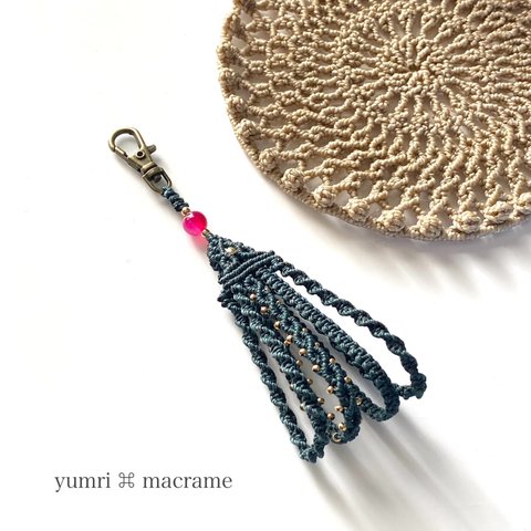 yumri ⌘ macrame マクラメレース　4連ストラップ［10cm］ブルーグリーン0.75 天然石