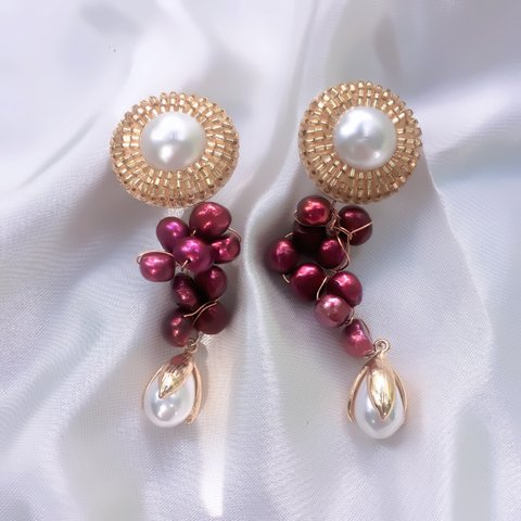 Bridal お呼ばれ Jewelry ハンドメイド ピアス ゴールド ビーズ ホワイト パール カボション メタリック レッド 淡水パール ケシパール リリィ チャーム