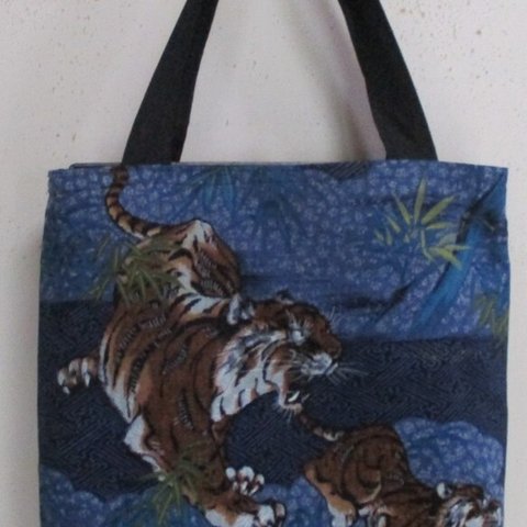 ７６３８　藍大島紬と長襦袢で作った手提げ袋　＃送料無料