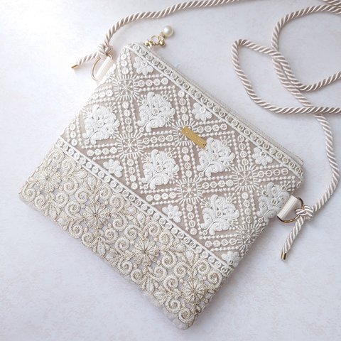 【New】インド刺繍リボンの一目惚れサコッシュ