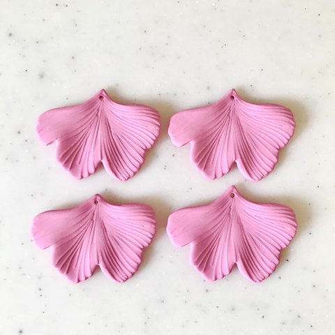 Matte Pastel Pink Leaf Pendant Tops