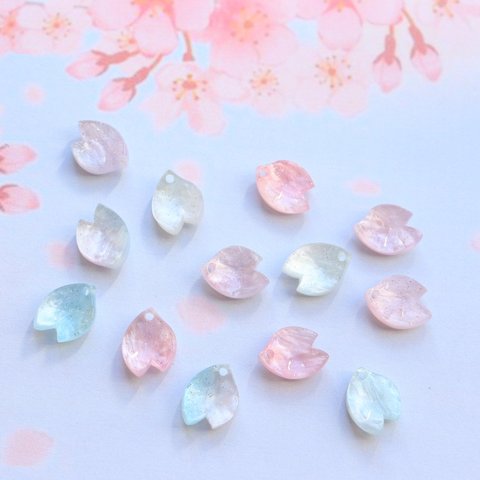 オリジナル新作★桜の花びらパーツ　アセテート　ピンク、ブルー、パープルグラデーション