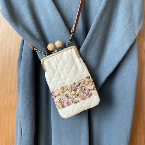 インド刺繍リボンのがま口ポシェット （ショルダー紐付き）