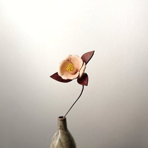 【椿】色を楽しむヌメ革アートフラワー  造花  一輪挿し