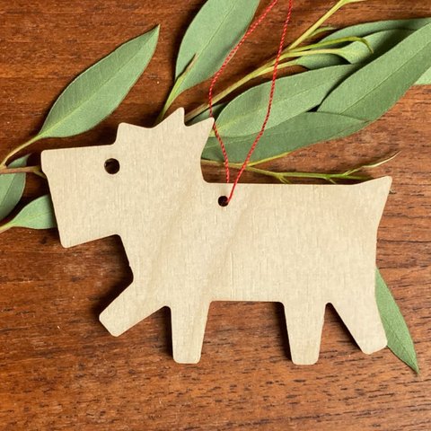 ドイツ木製 オーナメント 動物 ドッグ　[HOL-TI-10]クリスマス スノーフレーク 犬　テリア 白樺