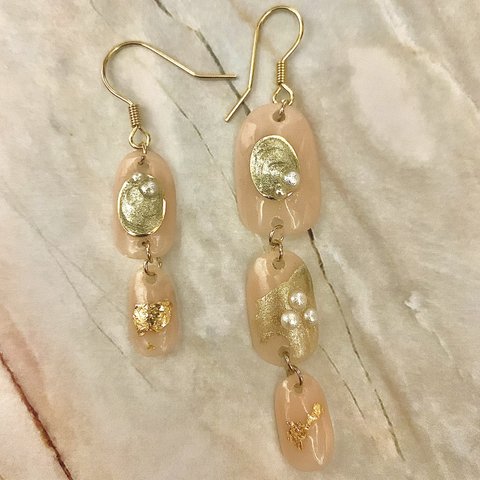 ベージュネイルチップピアス(現品のみ)