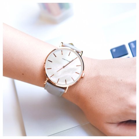 【パールホワイトが可愛い】腕時計 シンプル グレー レディース メンズ レザー ベルト交換可能