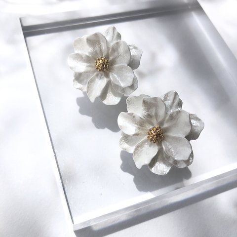 【特別価格】white flower pierce / earring | 結婚式 ウェディング ブライダル フラワー 花 プチプラ