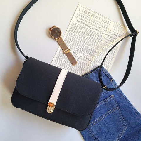 wide pochette/KURASHIki〈black〉