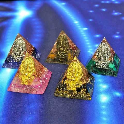ガネーシャ ミニピラミッド型 オルゴナイト