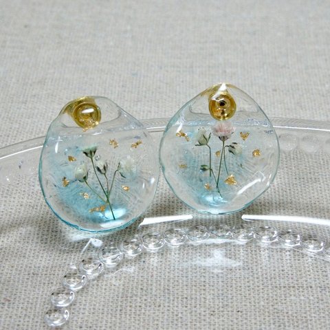 🌻SALE‼︎ かすみ草の水たまりピアス