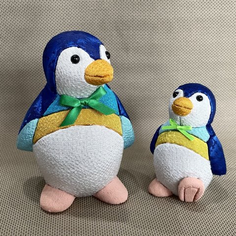 木目込人形　ペンギンの親子