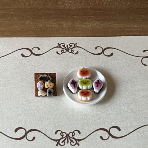 ハロウィン🎃ミニケーキセット&ミニミニクリームサンドアイシングクッキーの飾り☆