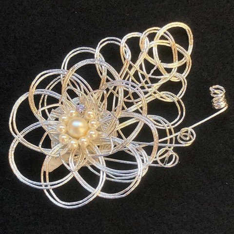 Broche Fleur de argent  水引細工　銀花