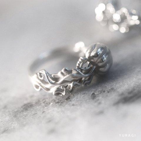 《4/20(土)再販開始》antique silver Jellyfish ring-アンティークシルバークラゲリング