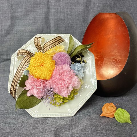 【枯れない御供花】お供えスタンドアレンジ／イエロー（プリザーブドフラワー 15.5cm×15.5cm）