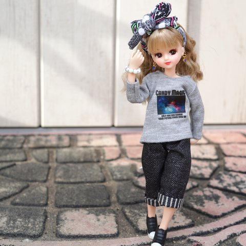 vol28.☆リカちゃんロングTシャツ・デニムパンツ☆服上下2点セット☆ハンドメイド☆お洋服☆アウトフィット