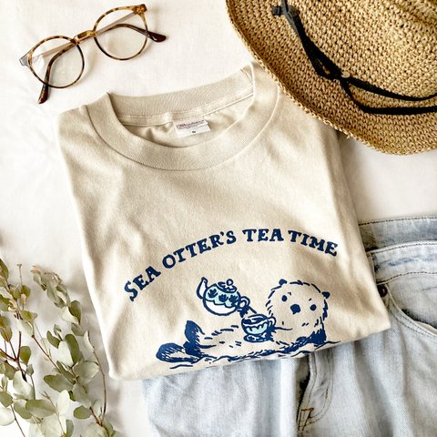 【５月中旬発送】Otter's Tea Time Tシャツ（ミルクティ）｜ラッコ〔動物シリーズ〕